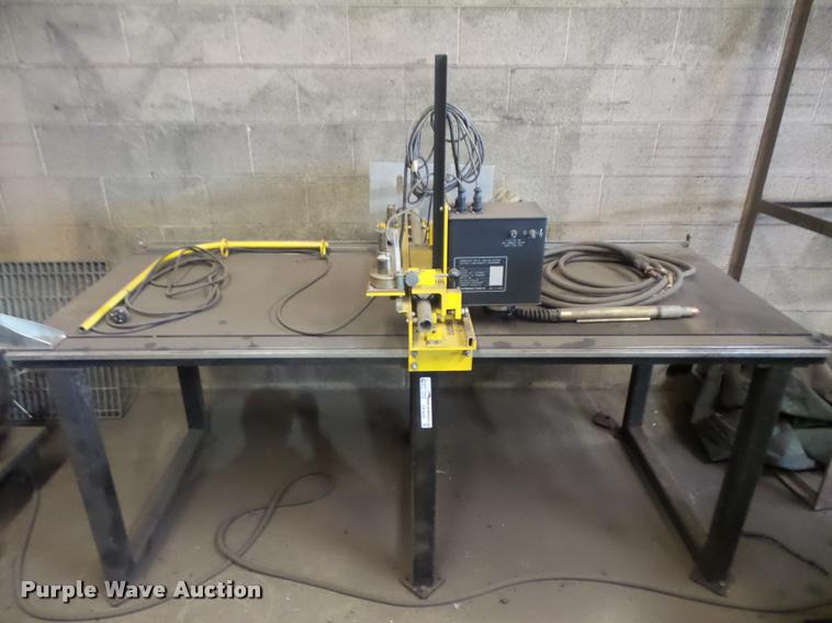 image for item DK9298 Esab Silhouette 500 cantilever optical tracing machine