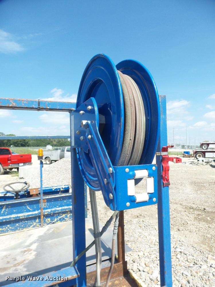 image for item DK9321 2000 Cushman Titan 3000 utility cart