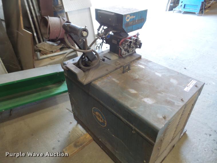 image for item DK9329 Miller Deltaweld 450 DC arc welder