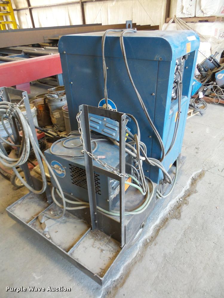image for item DK9330 Miller 33A/BP tig welder