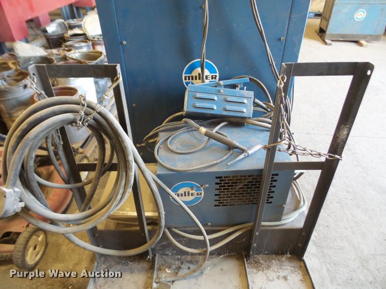 image for item DK9330 Miller 33A/BP tig welder