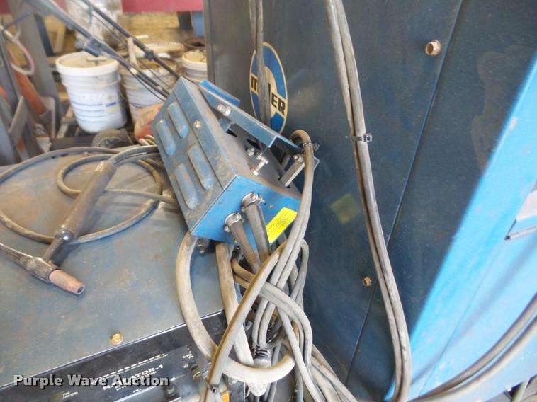 image for item DK9330 Miller 33A/BP tig welder