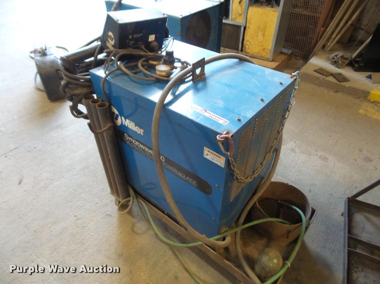 image for item DK9333 Miller Syncrowave 250 AC/DC arc welder