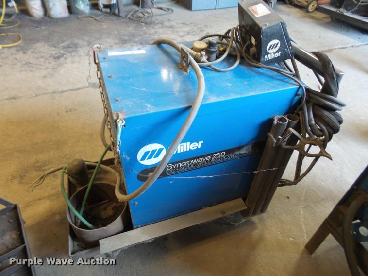 image for item DK9333 Miller Syncrowave 250 AC/DC arc welder