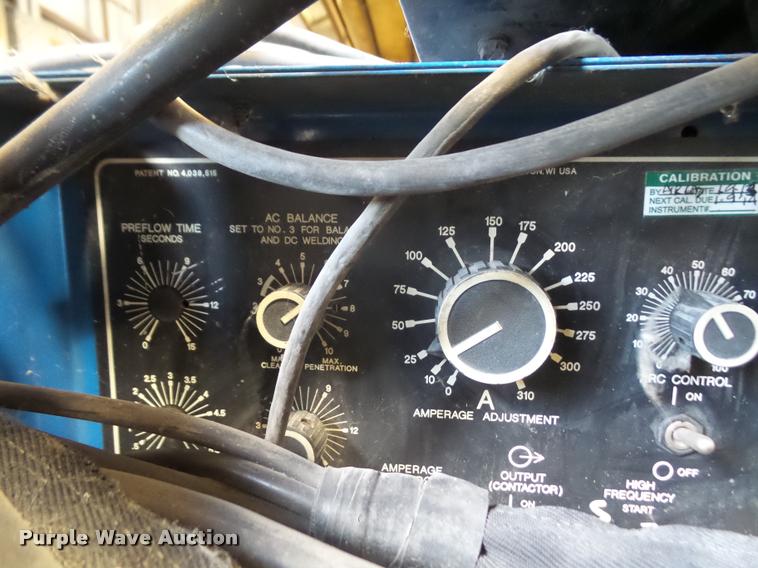 image for item DK9333 Miller Syncrowave 250 AC/DC arc welder