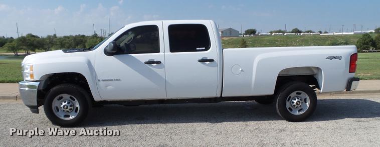 image for item DL9030 2013 Chevrolet Silverado 2500 HD Crew Cab pickup truck