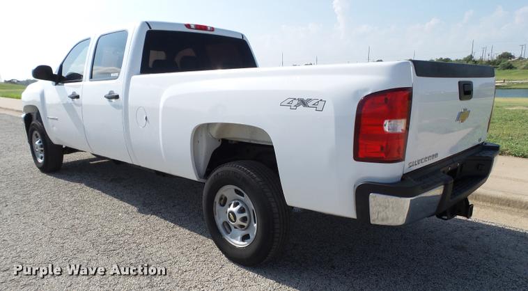 image for item DL9030 2013 Chevrolet Silverado 2500 HD Crew Cab pickup truck