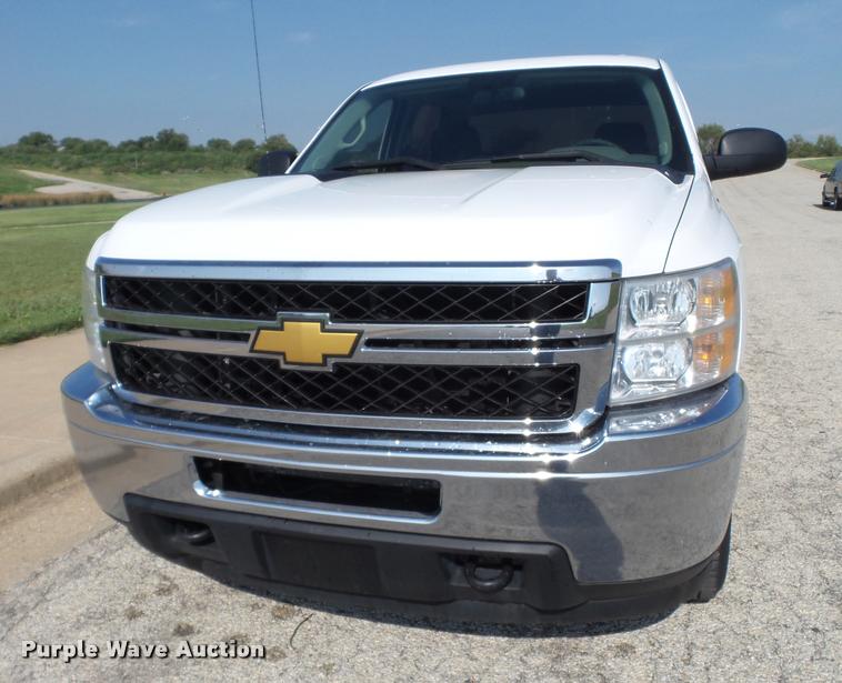 image for item DL9030 2013 Chevrolet Silverado 2500 HD Crew Cab pickup truck