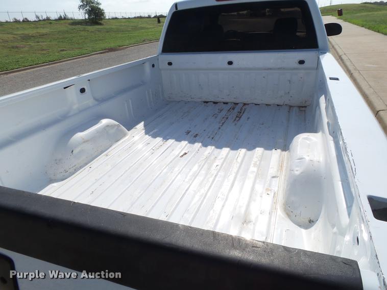 image for item DL9030 2013 Chevrolet Silverado 2500 HD Crew Cab pickup truck