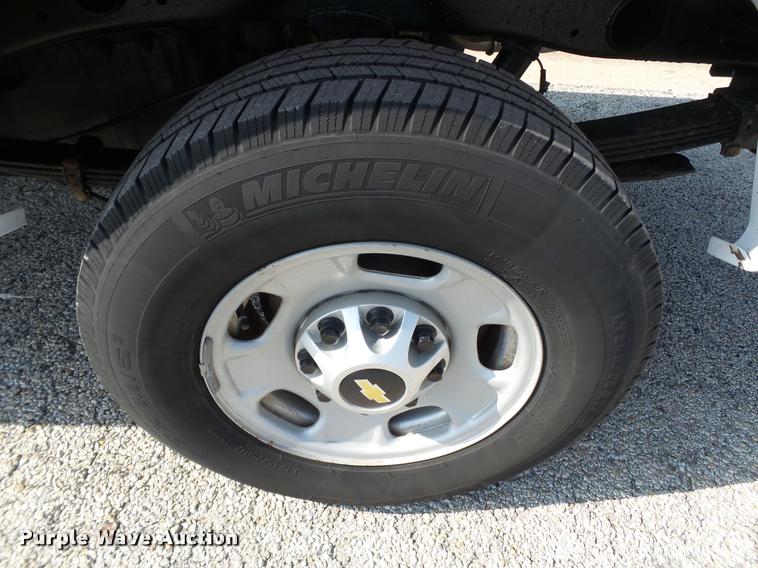 image for item DL9030 2013 Chevrolet Silverado 2500 HD Crew Cab pickup truck