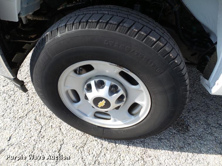 image for item DL9030 2013 Chevrolet Silverado 2500 HD Crew Cab pickup truck