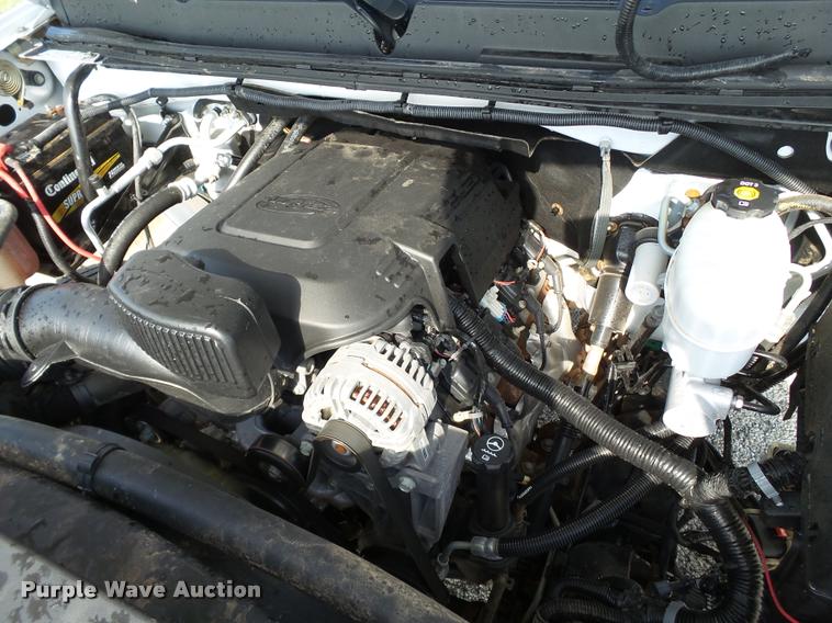 image for item DL9030 2013 Chevrolet Silverado 2500 HD Crew Cab pickup truck