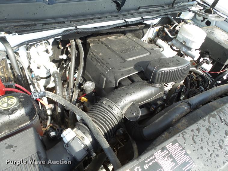 image for item DL9030 2013 Chevrolet Silverado 2500 HD Crew Cab pickup truck