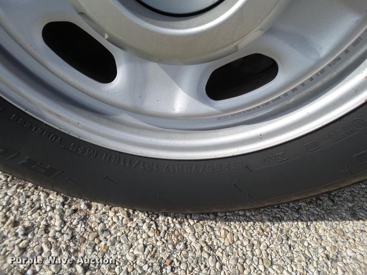 image for item DL9032 2014 Ford F250 Super Duty SuperCab flatbed pickup truck