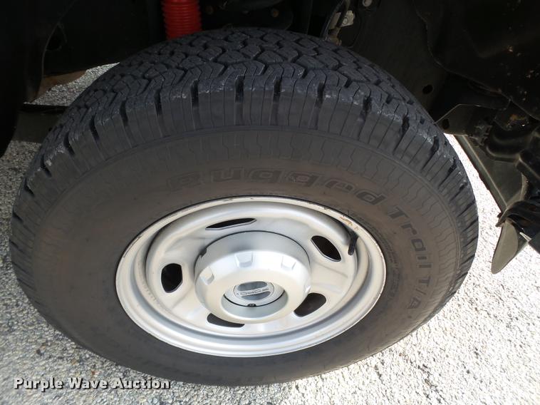 image for item DL9032 2014 Ford F250 Super Duty SuperCab flatbed pickup truck