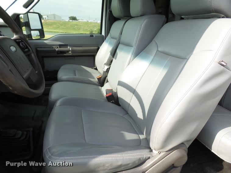 image for item DL9032 2014 Ford F250 Super Duty SuperCab flatbed pickup truck