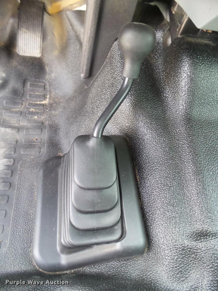 image for item DL9032 2014 Ford F250 Super Duty SuperCab flatbed pickup truck