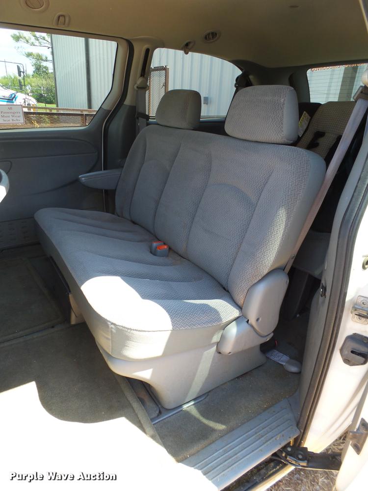 image for item DL9033 2007 Dodge Grand Caravan van