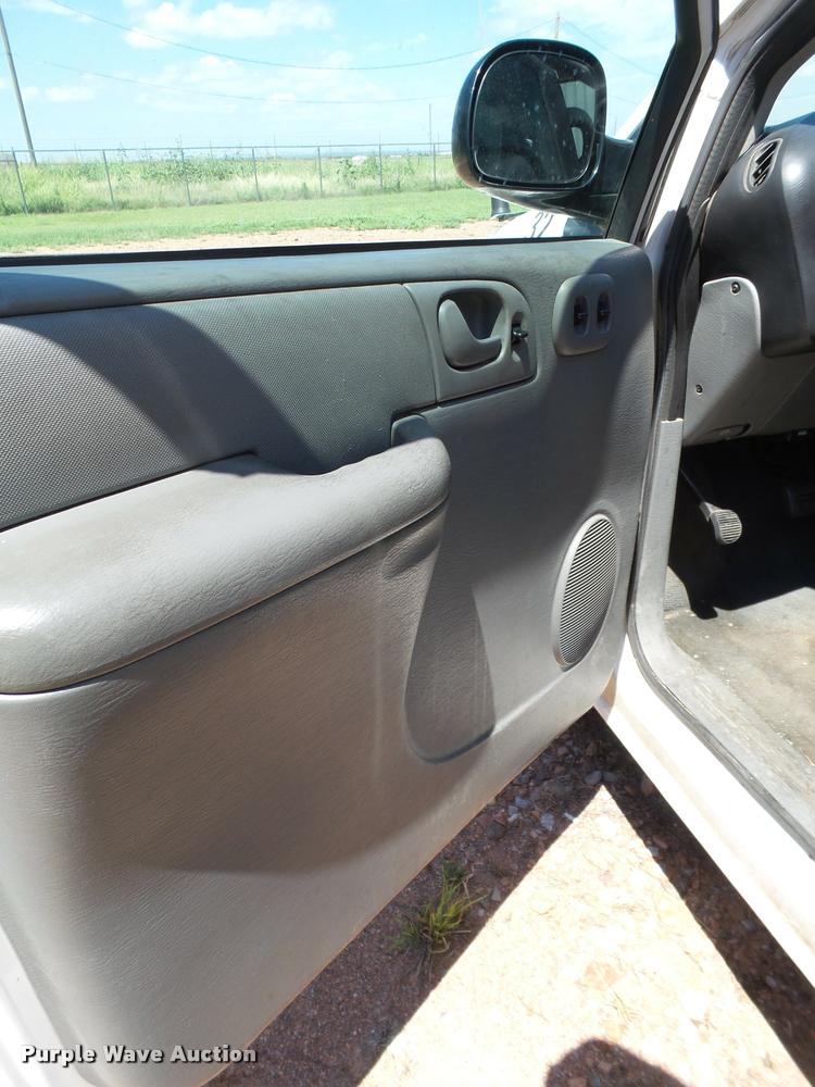 image for item DL9033 2007 Dodge Grand Caravan van