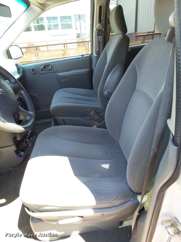 image for item DL9033 2007 Dodge Grand Caravan van