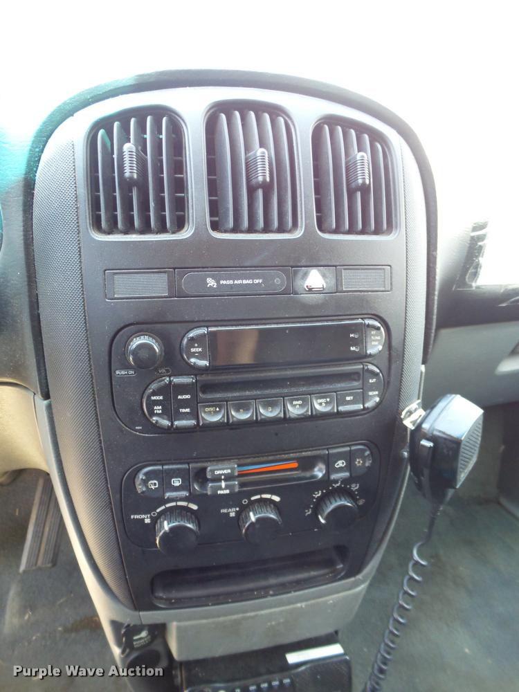 image for item DL9033 2007 Dodge Grand Caravan van