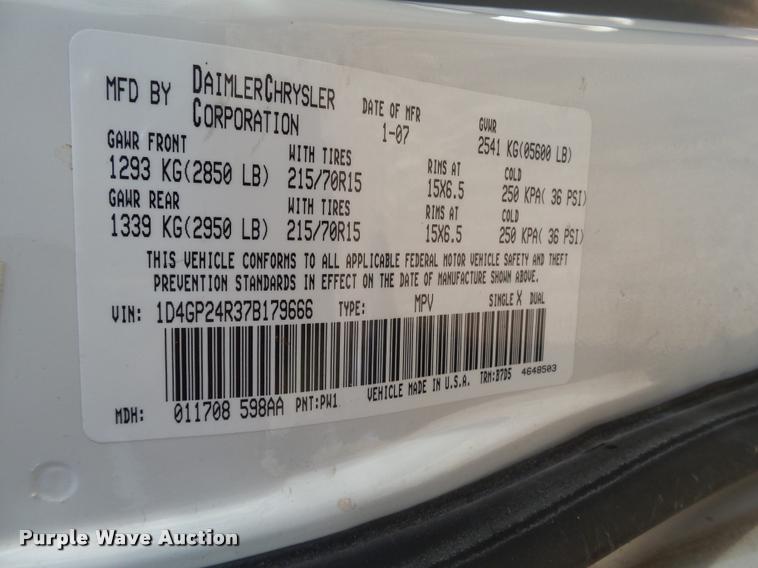 image for item DL9033 2007 Dodge Grand Caravan van