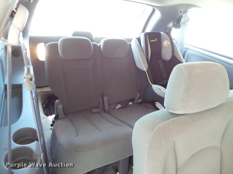 image for item DL9035 2007 Dodge Grand Caravan van