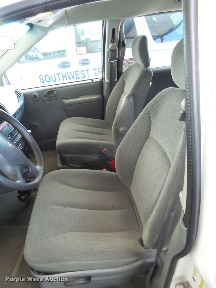 image for item DL9035 2007 Dodge Grand Caravan van