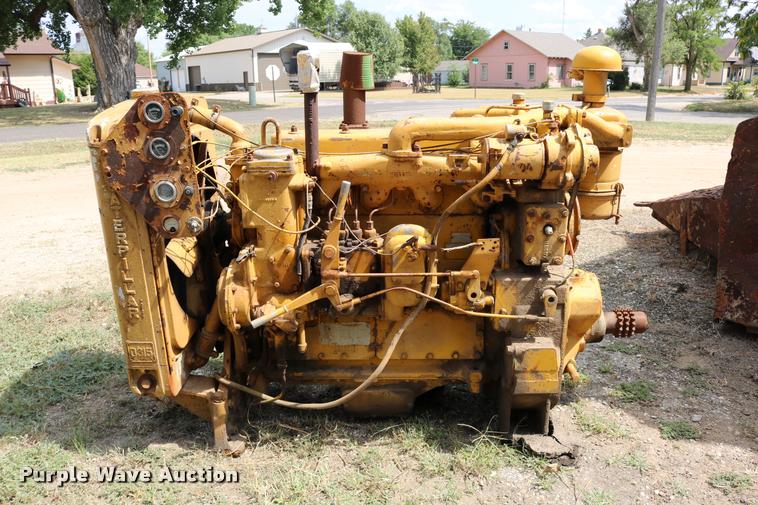 image for item DM9295 Caterpillar D315 four cylinder diesel engine