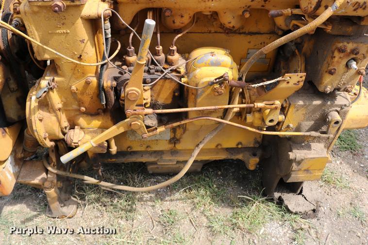 image for item DM9295 Caterpillar D315 four cylinder diesel engine