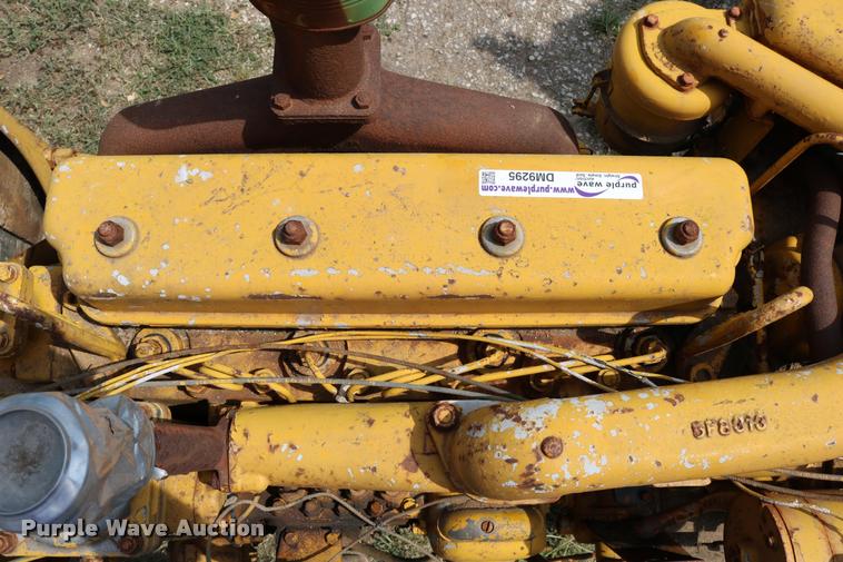 image for item DM9295 Caterpillar D315 four cylinder diesel engine
