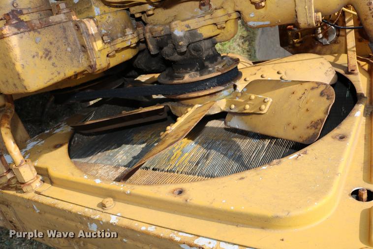image for item DM9295 Caterpillar D315 four cylinder diesel engine