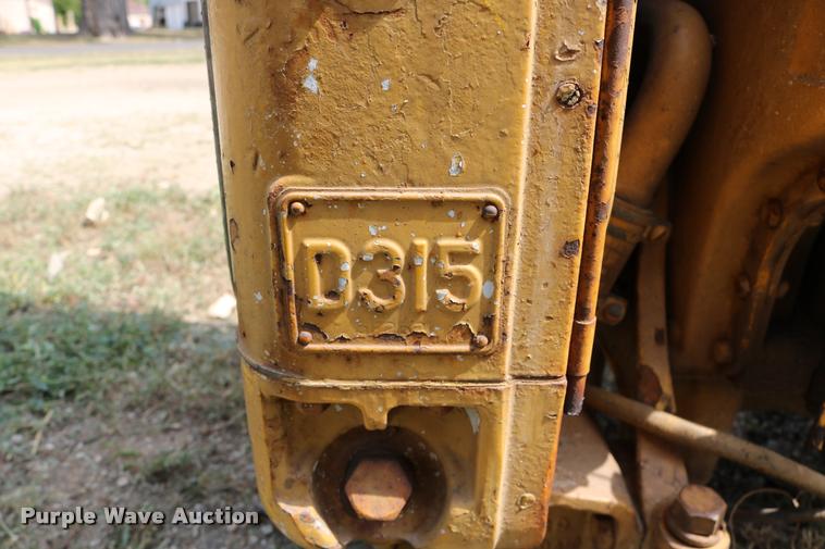 image for item DM9295 Caterpillar D315 four cylinder diesel engine