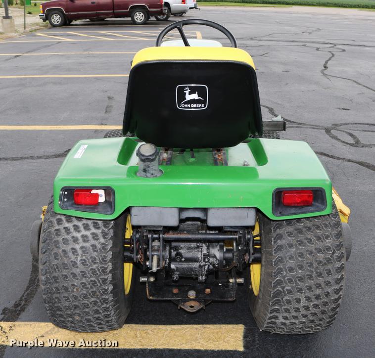 image for item DM9301 1986 John Deere 420 lawn mower