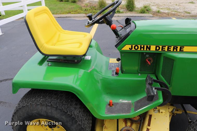 image for item DM9301 1986 John Deere 420 lawn mower