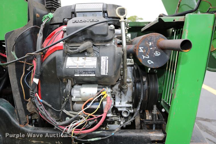 image for item DM9301 1986 John Deere 420 lawn mower