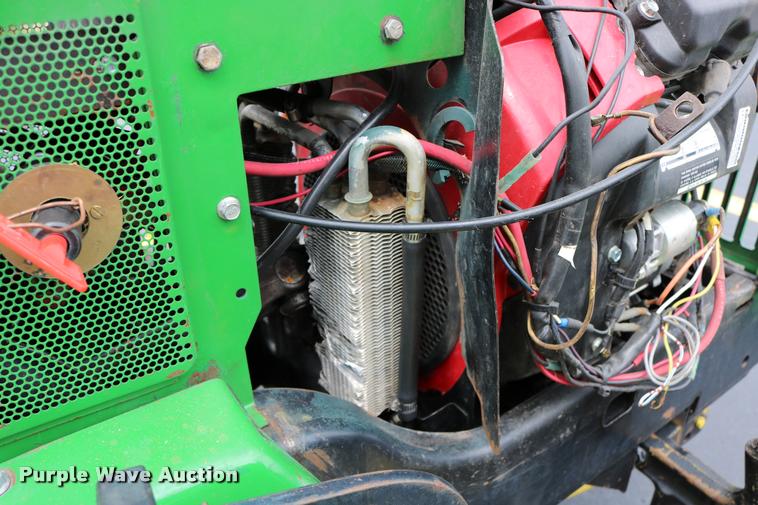 image for item DM9301 1986 John Deere 420 lawn mower