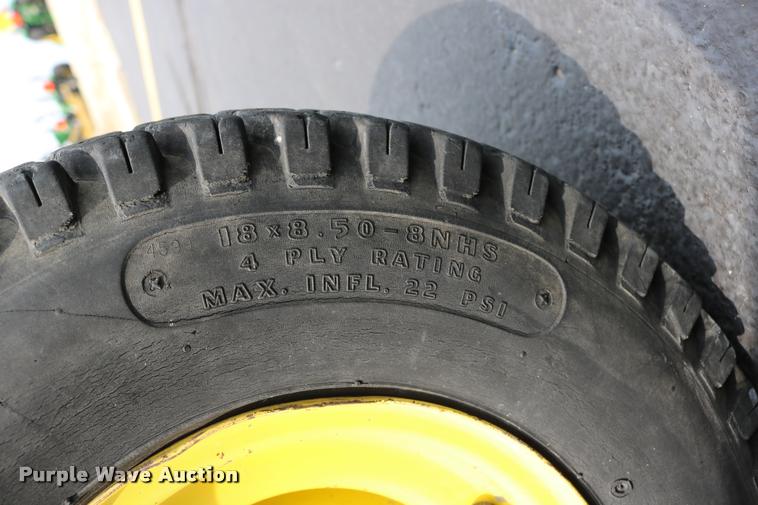 image for item DM9301 1986 John Deere 420 lawn mower