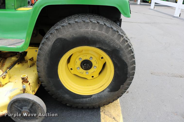 image for item DM9301 1986 John Deere 420 lawn mower