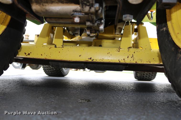 image for item DM9301 1986 John Deere 420 lawn mower