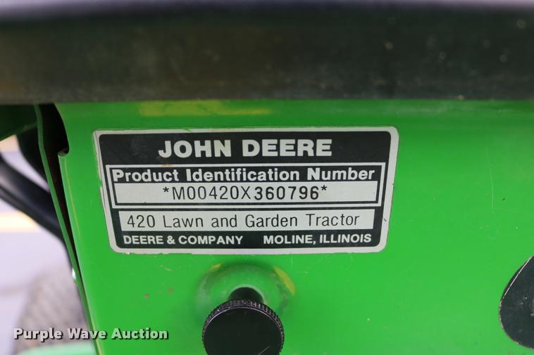 image for item DM9301 1986 John Deere 420 lawn mower