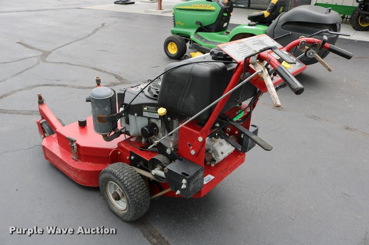 image for item DM9302 Snapper Pro 32 lawn mower