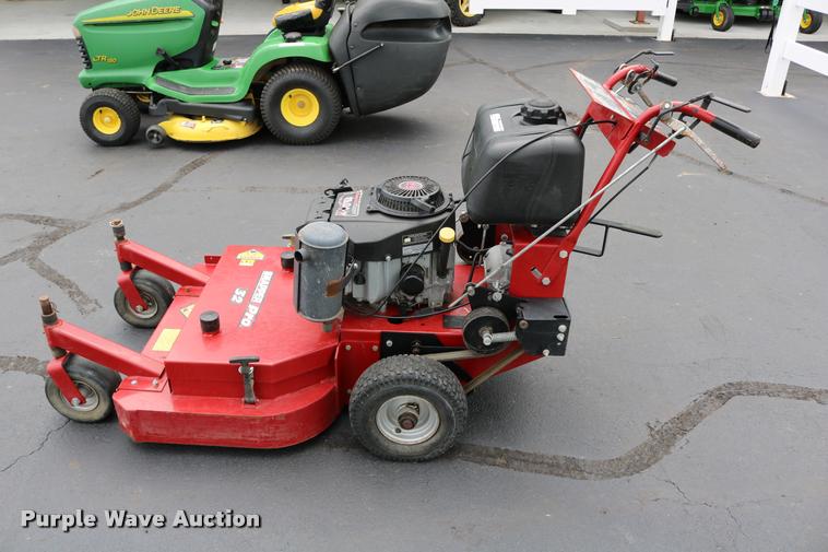 image for item DM9302 Snapper Pro 32 lawn mower