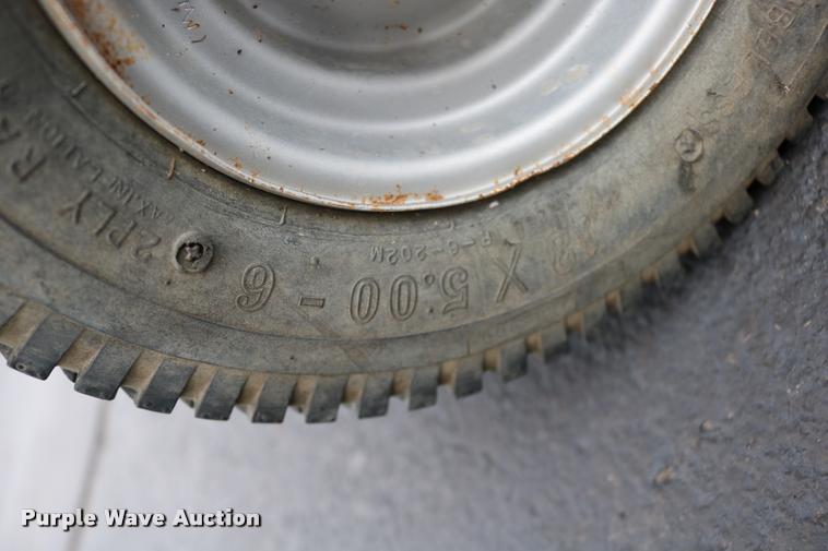 image for item DM9302 Snapper Pro 32 lawn mower