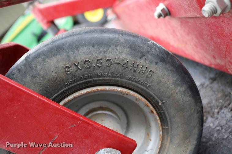 image for item DM9302 Snapper Pro 32 lawn mower