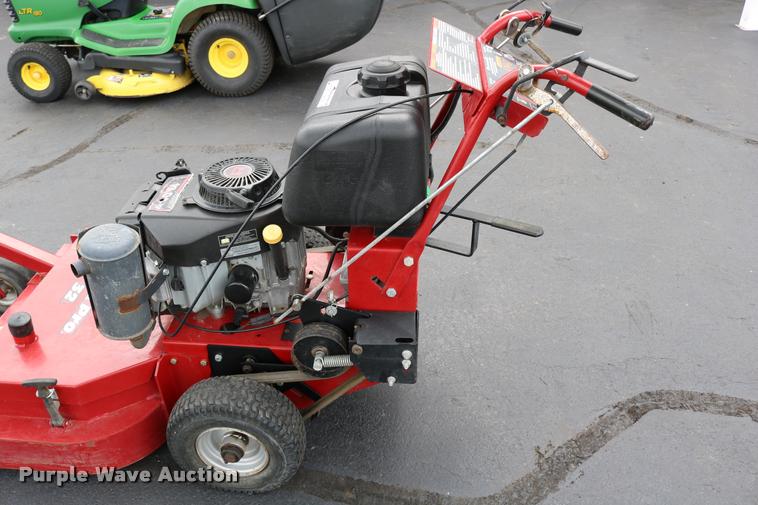 image for item DM9302 Snapper Pro 32 lawn mower