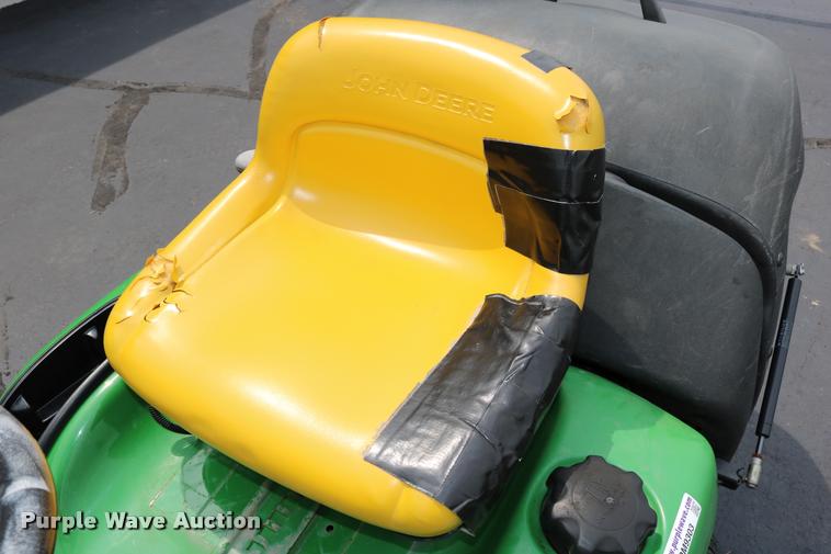 image for item DM9303 John Deere LTR180 lawn mower