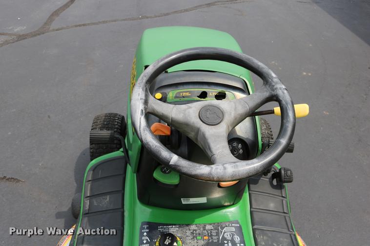 image for item DM9303 John Deere LTR180 lawn mower