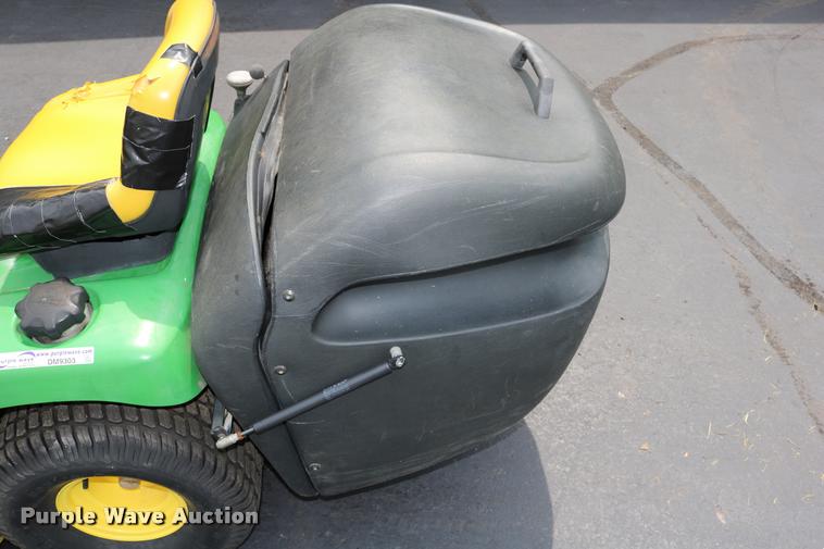 image for item DM9303 John Deere LTR180 lawn mower