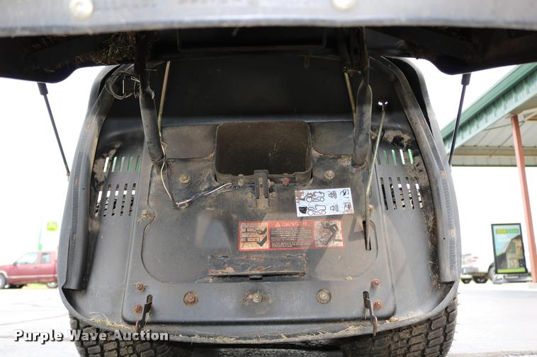 image for item DM9303 John Deere LTR180 lawn mower